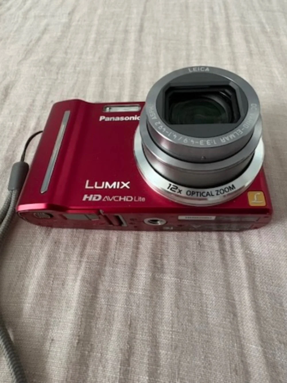 Panasonic LUNIX ZS7 Compact camera with all its accessories